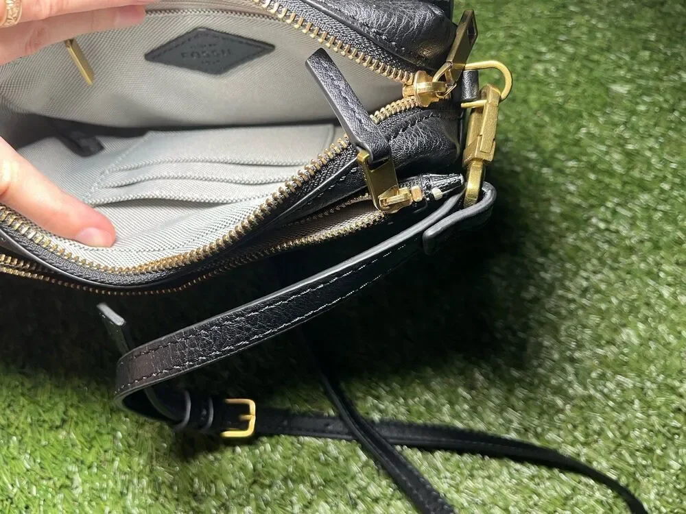 Fossil Black White Geometric Shoulder Bag Key Charm Zip Closure Inner Pockets